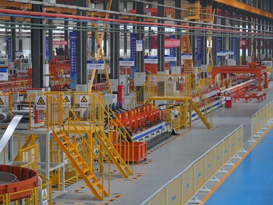 comprare Macchina per la formazione di rotoli di profilati di alluminio per perforare online manufacture