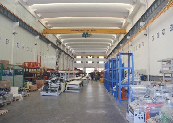 comprare 0.3mm - 1.5mm Strut Roll Forming Machine Standing Seam Machine 50Hz online manufacture